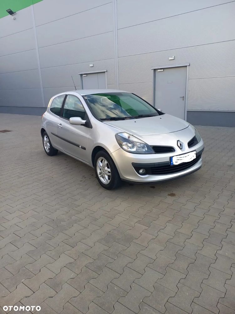 Renault Clio - 3