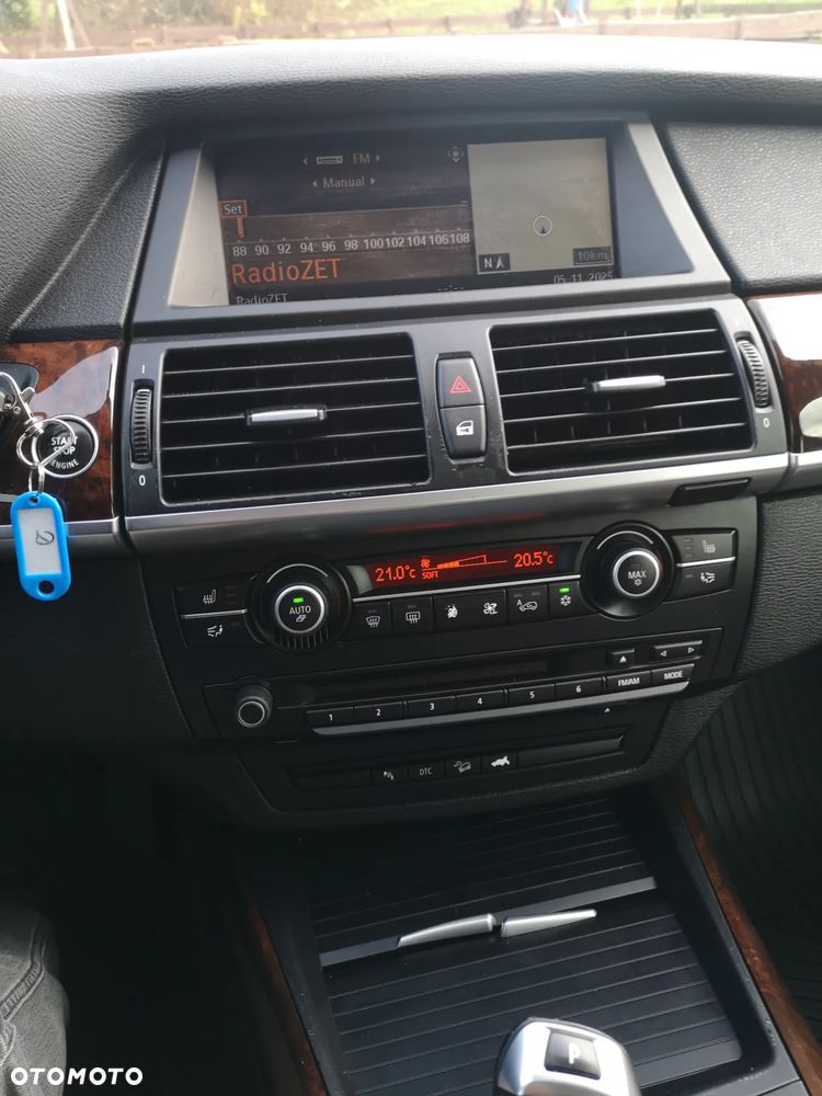 BMW X5 xDrive30i - 18