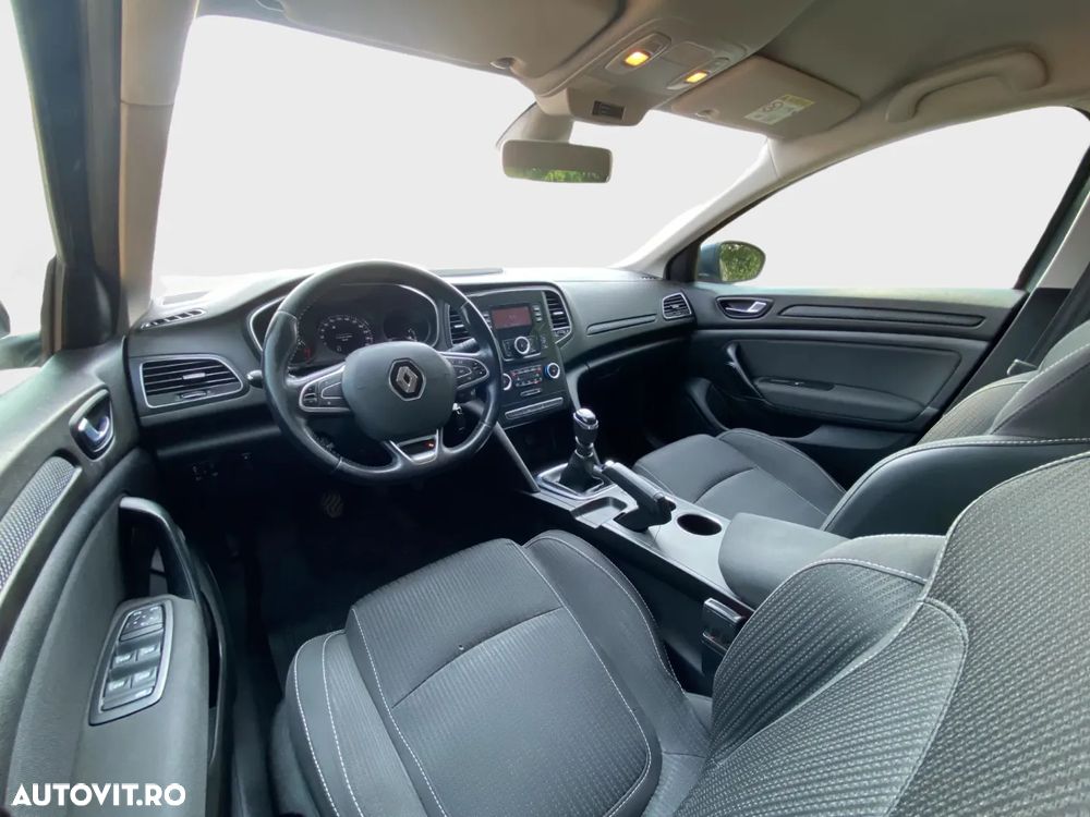 Renault Megane TCe GPF Zen - 7