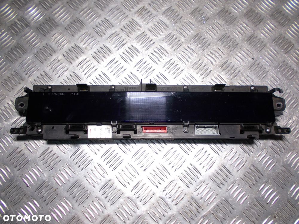 Renault Scenic II licznik zegary 1.9 DCI