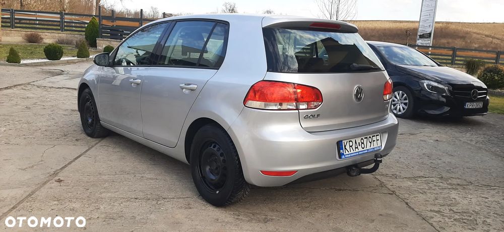 Volkswagen Golf - 23