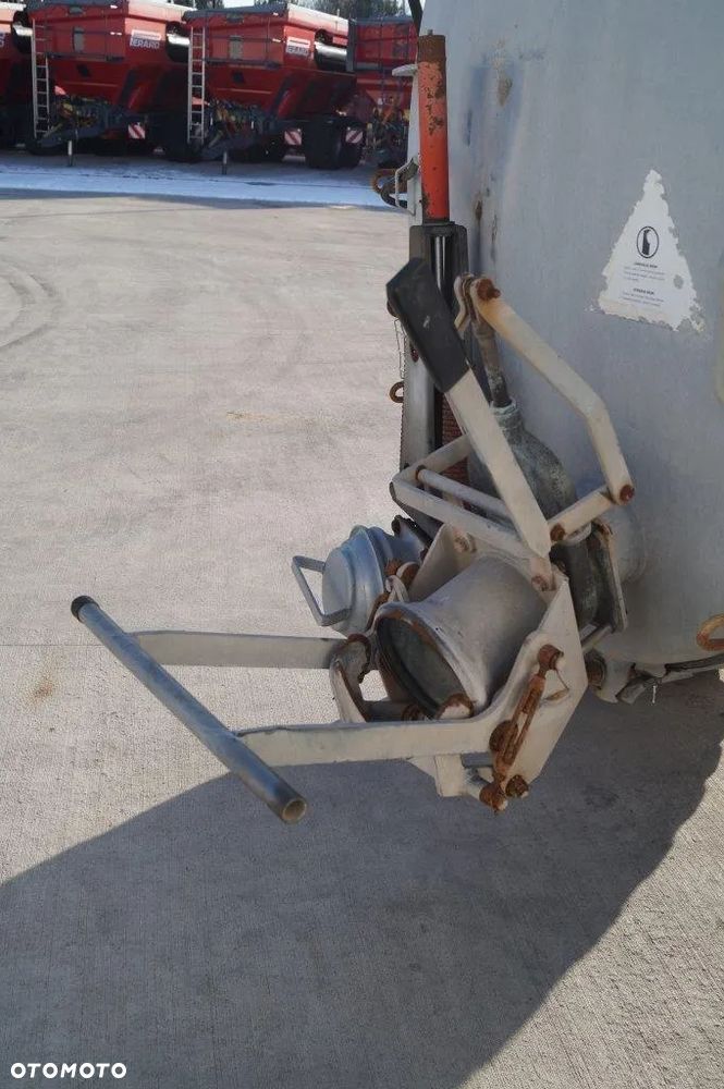 Pichon Wóz Asenizacyjny TCI6050 EP5 6000L - 11