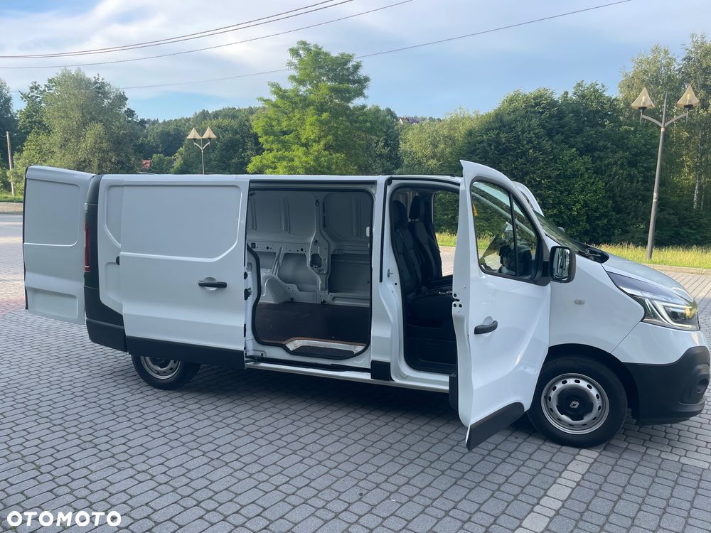 Renault Trafic Long Custom Vivaro Scudo Talento T6 Primastar Expert Jumpy - 32