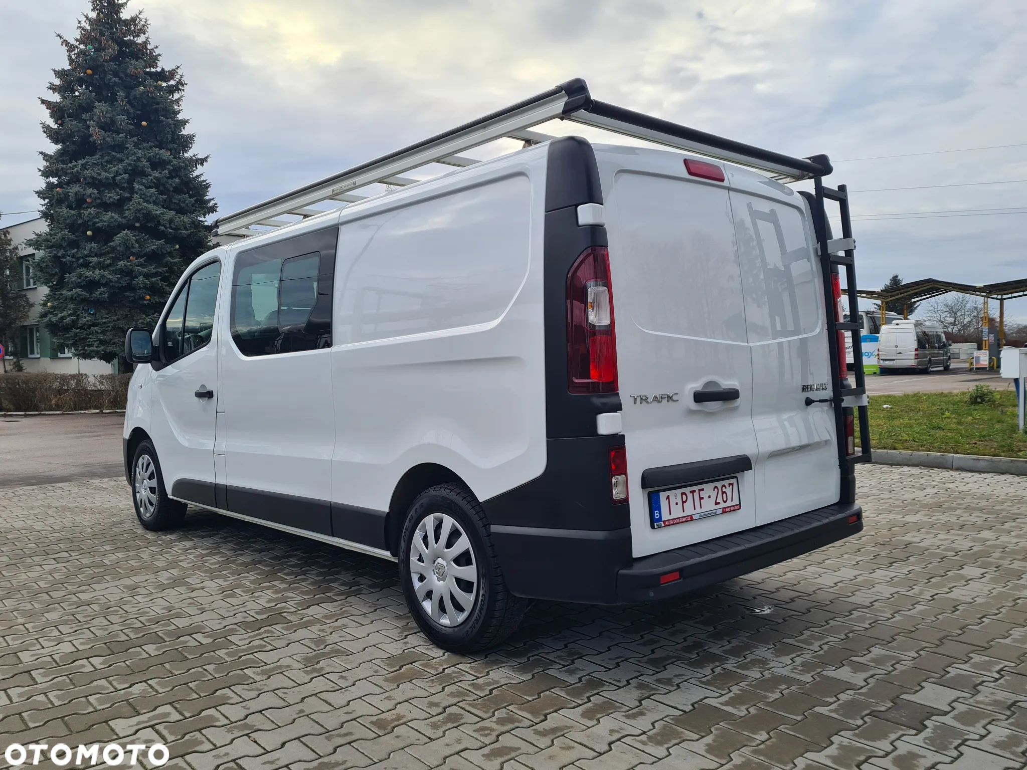 Renault TRAFFIC 6-OSÓB L2 DŁUGI SUPER STAN - 30