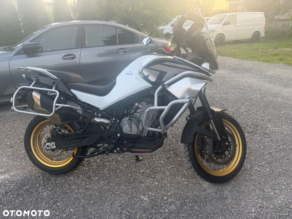 CFMoto 800MT Explore - 2