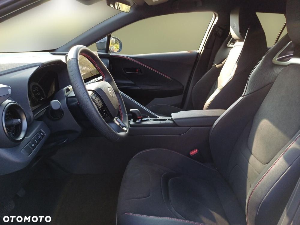 Toyota C-HR - 13