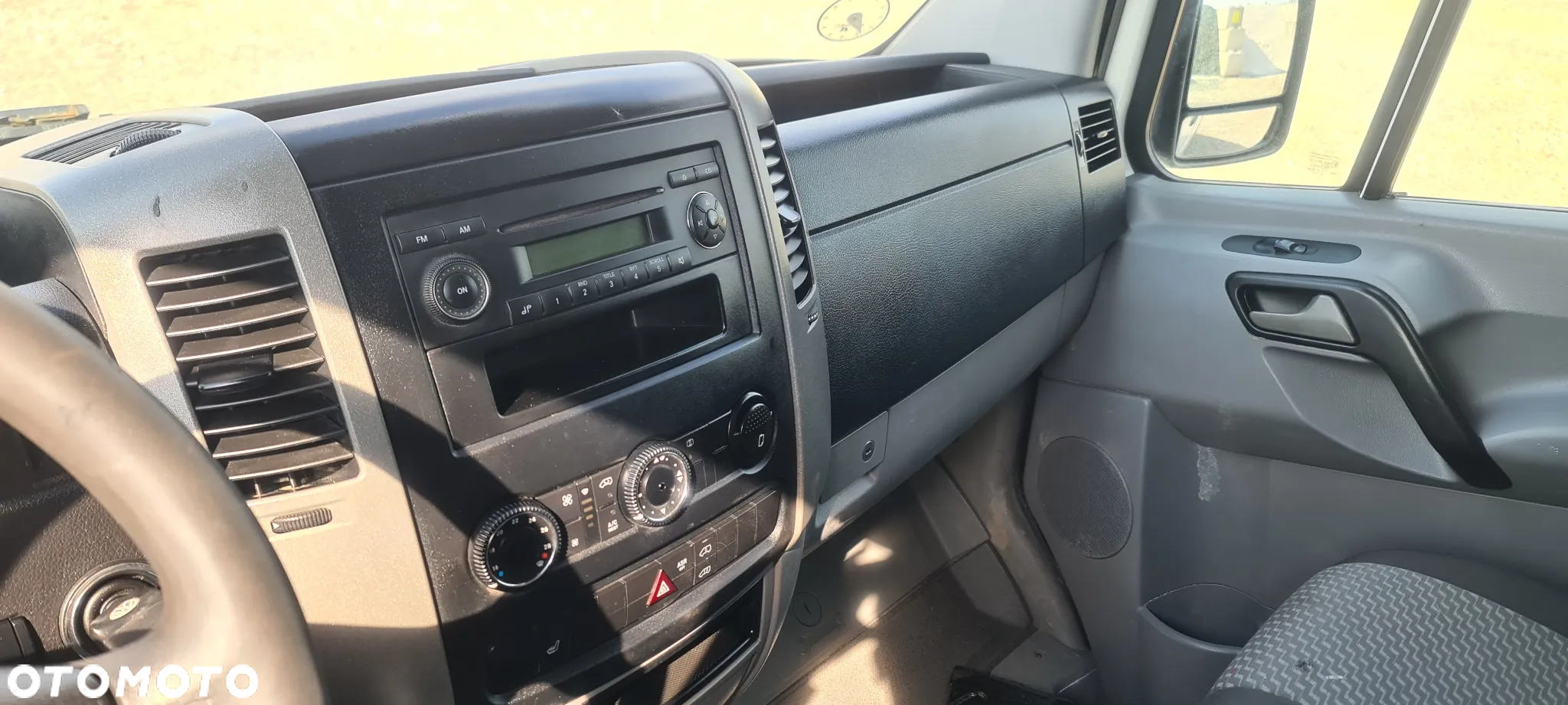 Volkswagen Crafter L2H2 Średni - 10