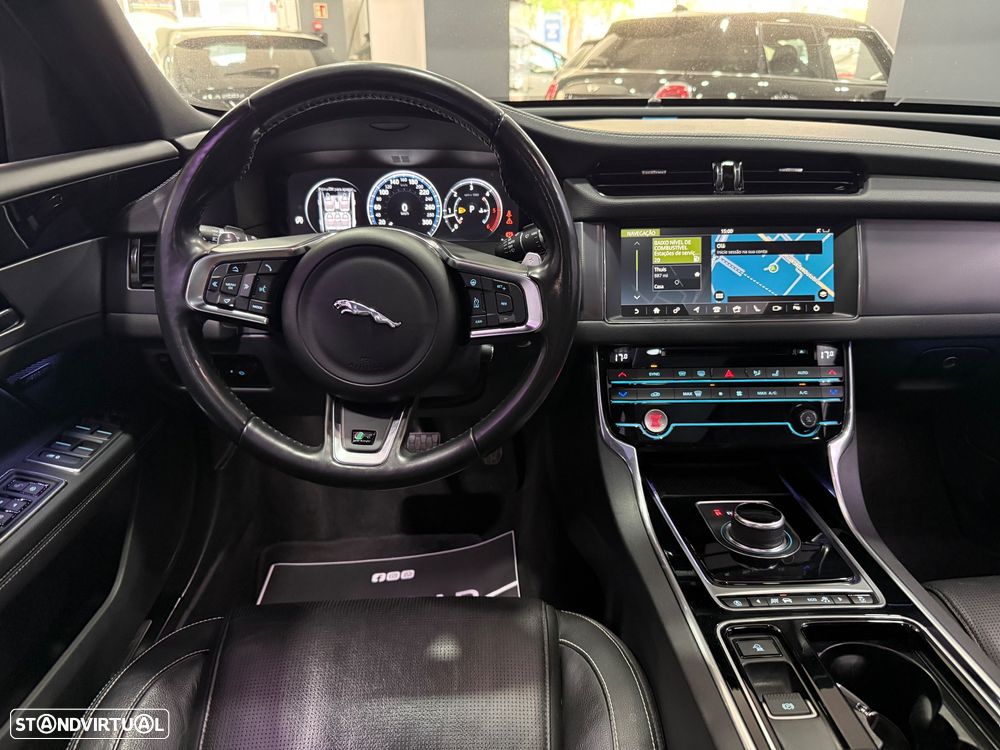Jaguar XF Sportbrake 2.0 D R-Sport Aut. - 29