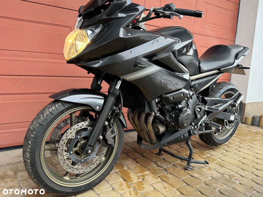 Yamaha XJ - 5