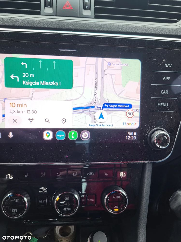 Skoda Superb 2.0 TSI Sportline DSG - 28