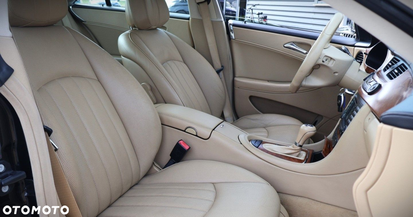 Mercedes-Benz CLS - 17