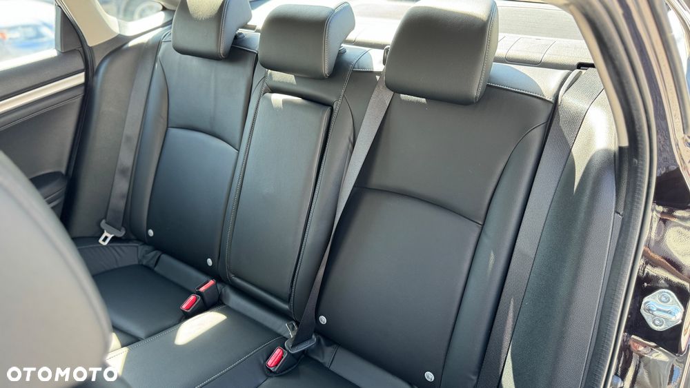 Honda Civic 1.5 i-VTEC Turbo Executive - 32