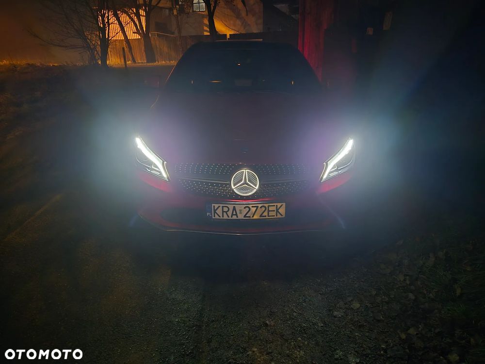 Mercedes-Benz CLA 250 Sport 7G-DCT - 14