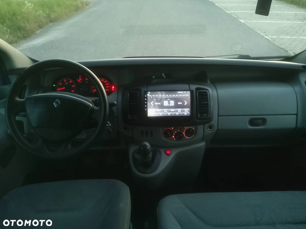 Renault Trafic - 8