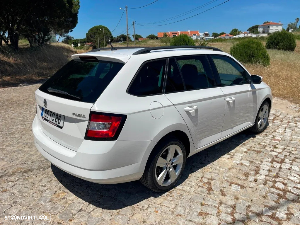 Skoda Fabia Break 1.4 TDi Style - 4