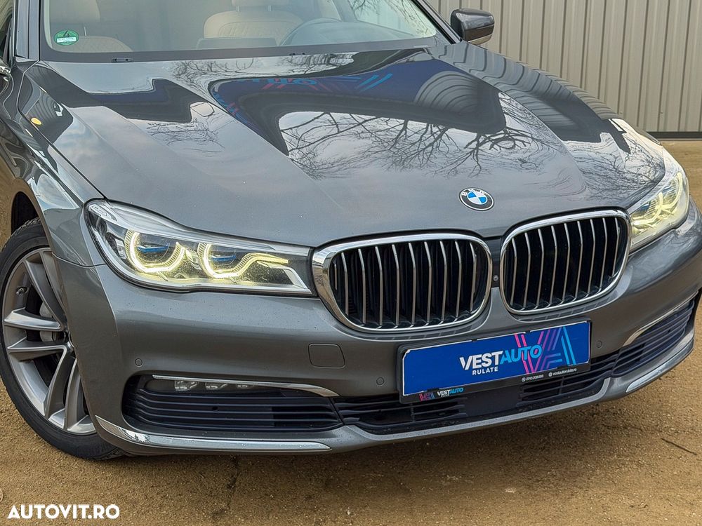 BMW Seria 7 740d xDrive - 34