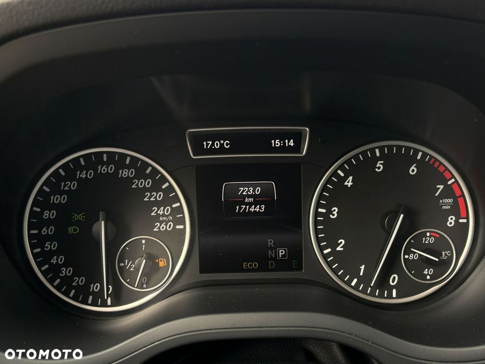 Mercedes-Benz Klasa B 200 7G-DCT UrbanStyle Edition - 16