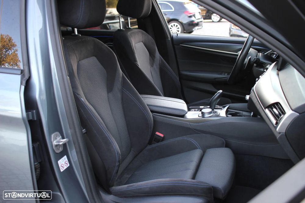 BMW 520 d Pack M Auto - 38