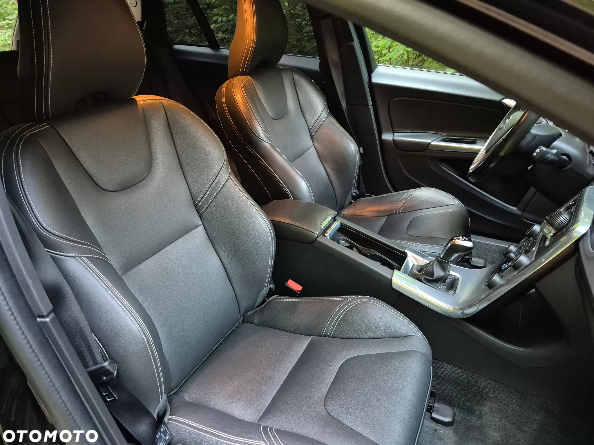Volvo V60 D3 Drive-E Kinetic - 40