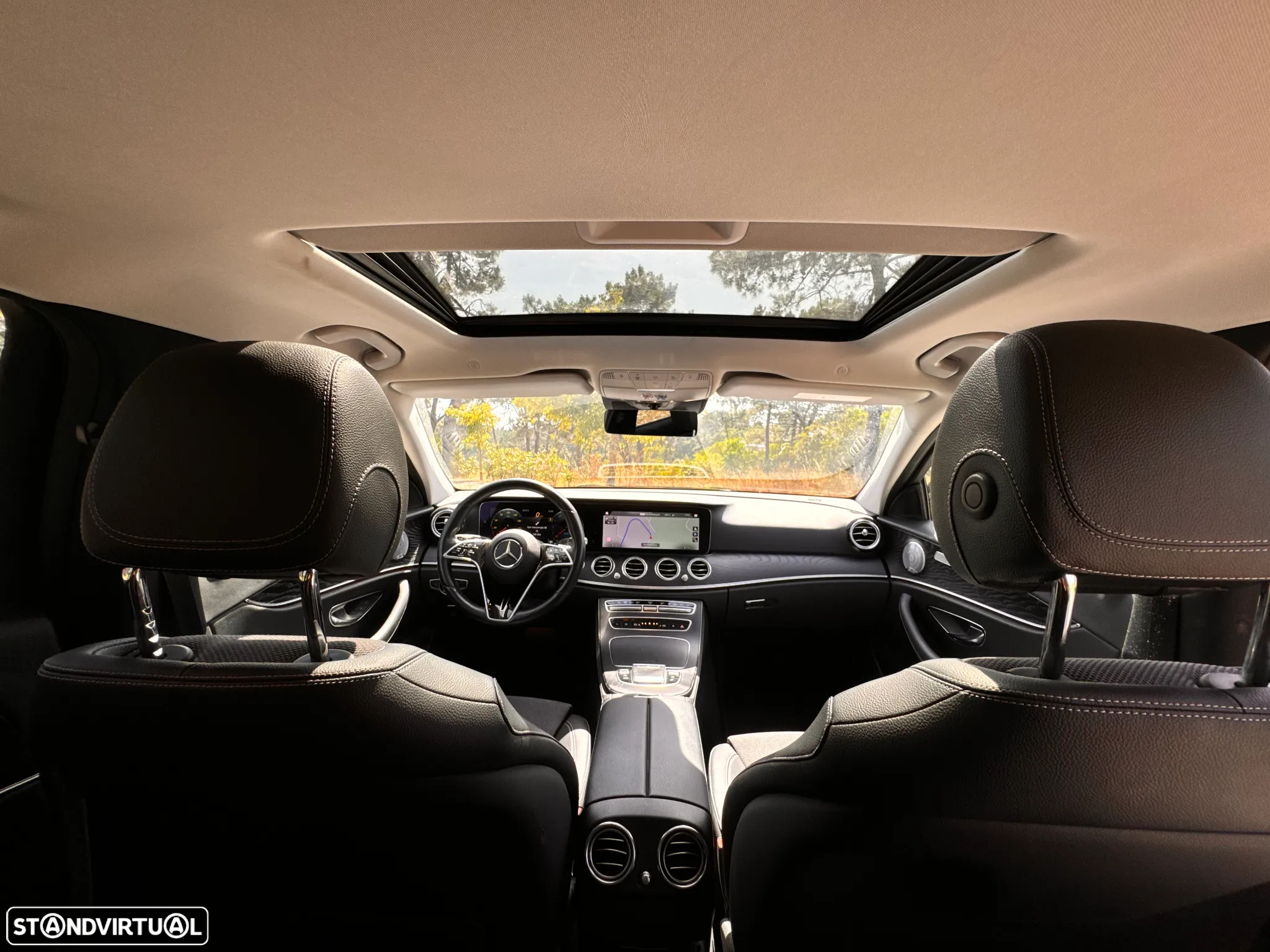 Mercedes-Benz E 300 de 4Matic T 9G-TRONIC Avantgarde - 14