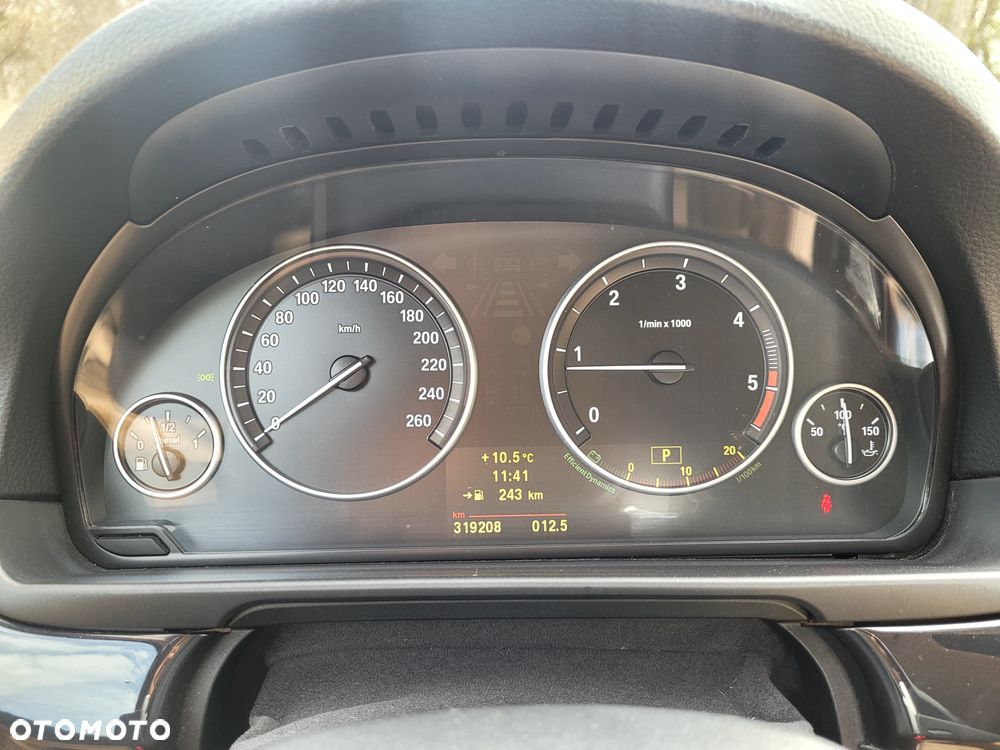 BMW Seria 5 520d - 19