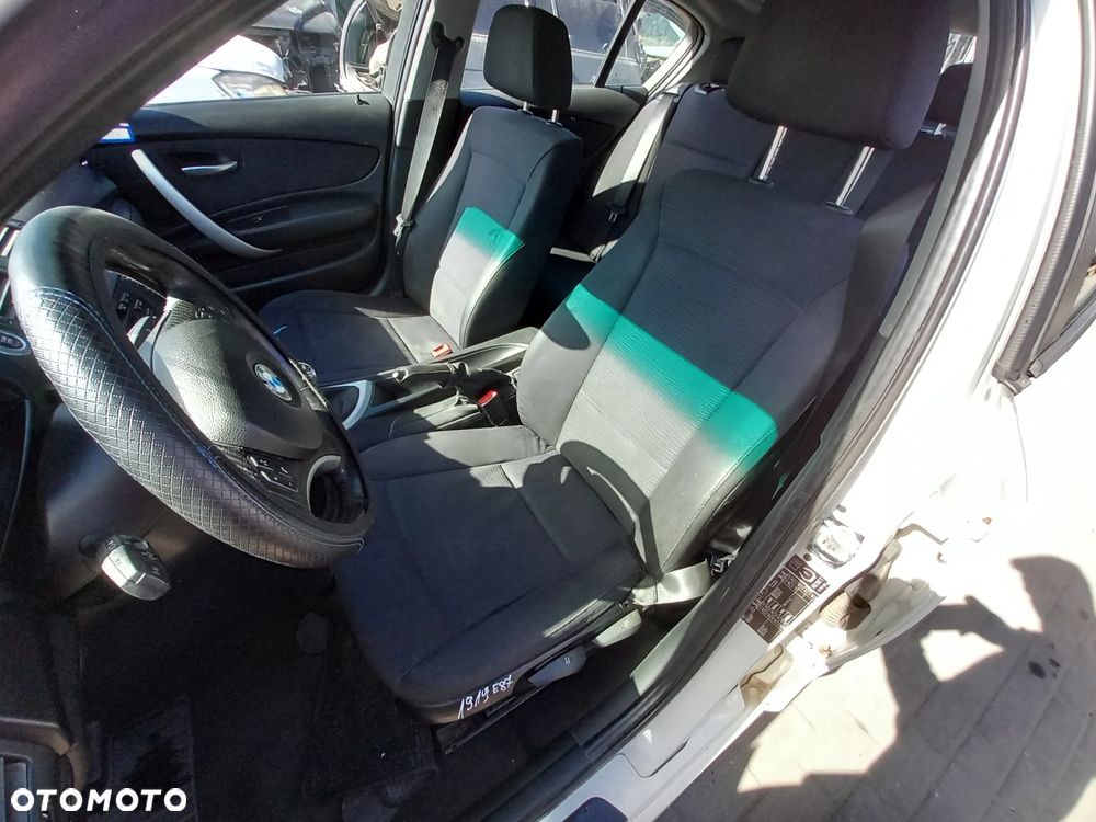 BMW E87 FOTELE KANAPA KOMPLET - 1