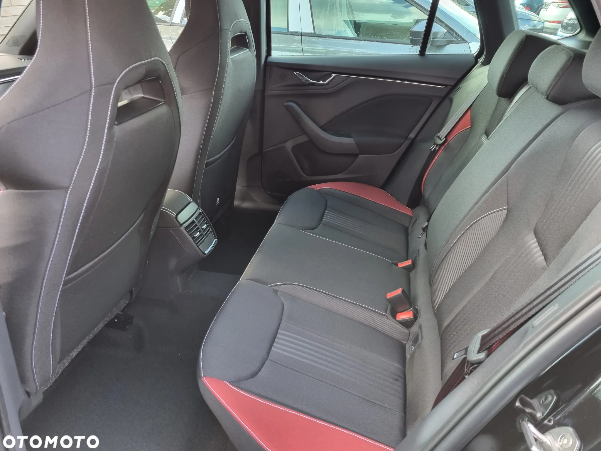Skoda Kamiq 1.5 TSI Monte Carlo DSG - 15