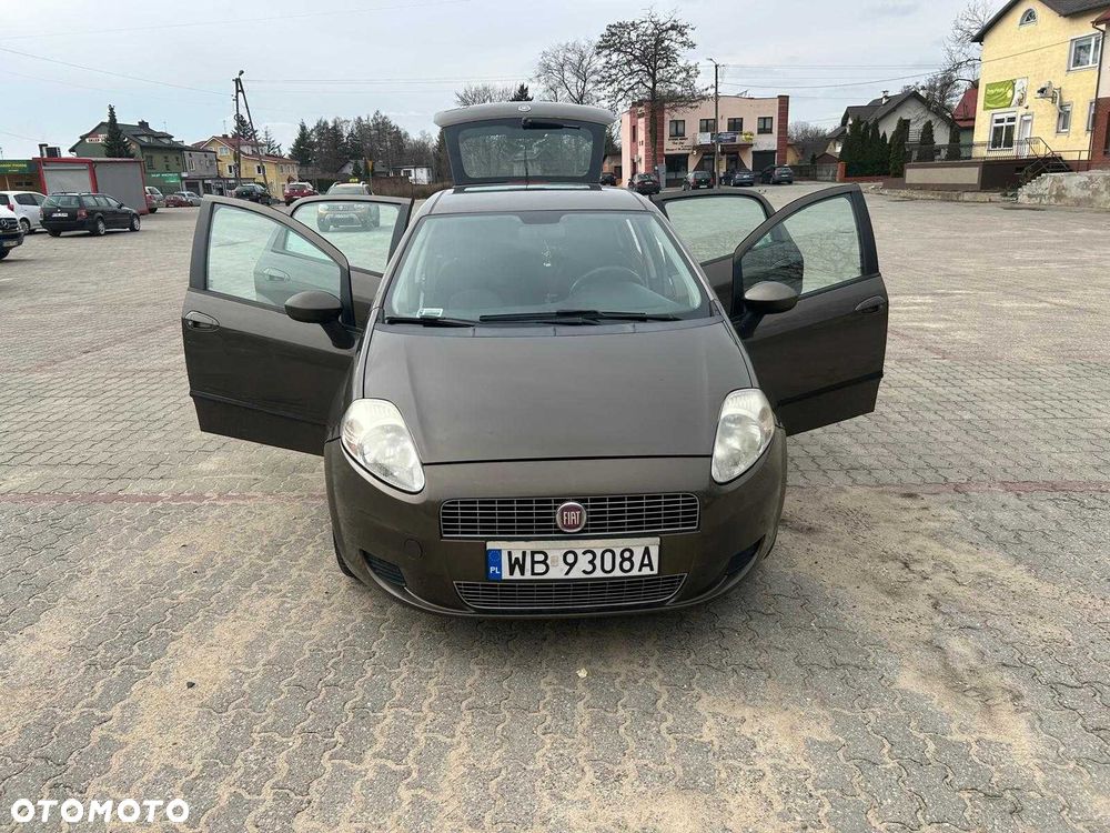Fiat Grande Punto - 1