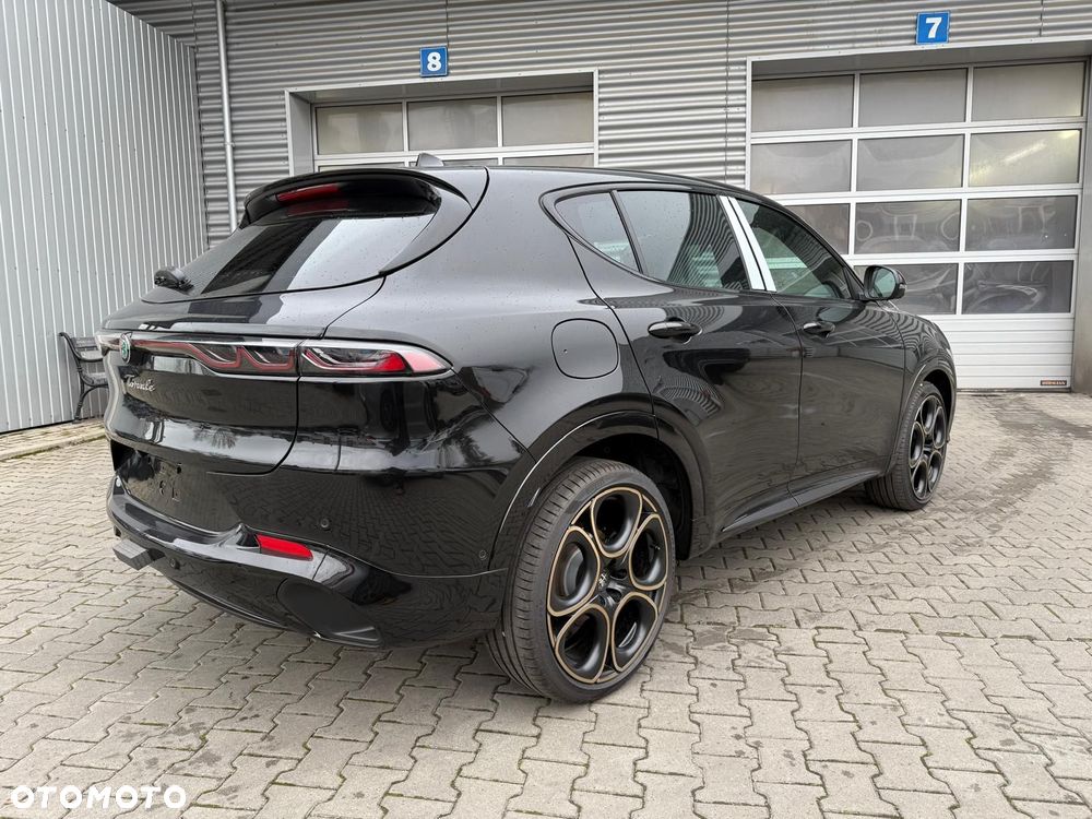 Alfa Romeo Tonale 1.5 T4 GSE mHEV Intensa DCT - 3