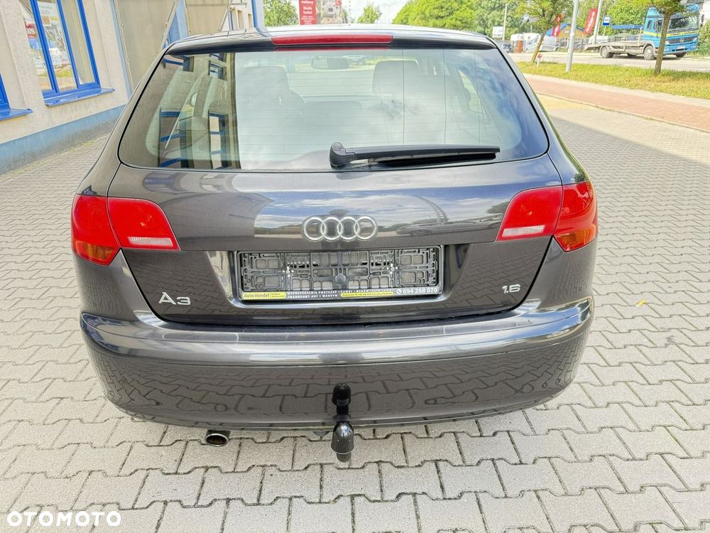 Audi A3 Sportback - 13