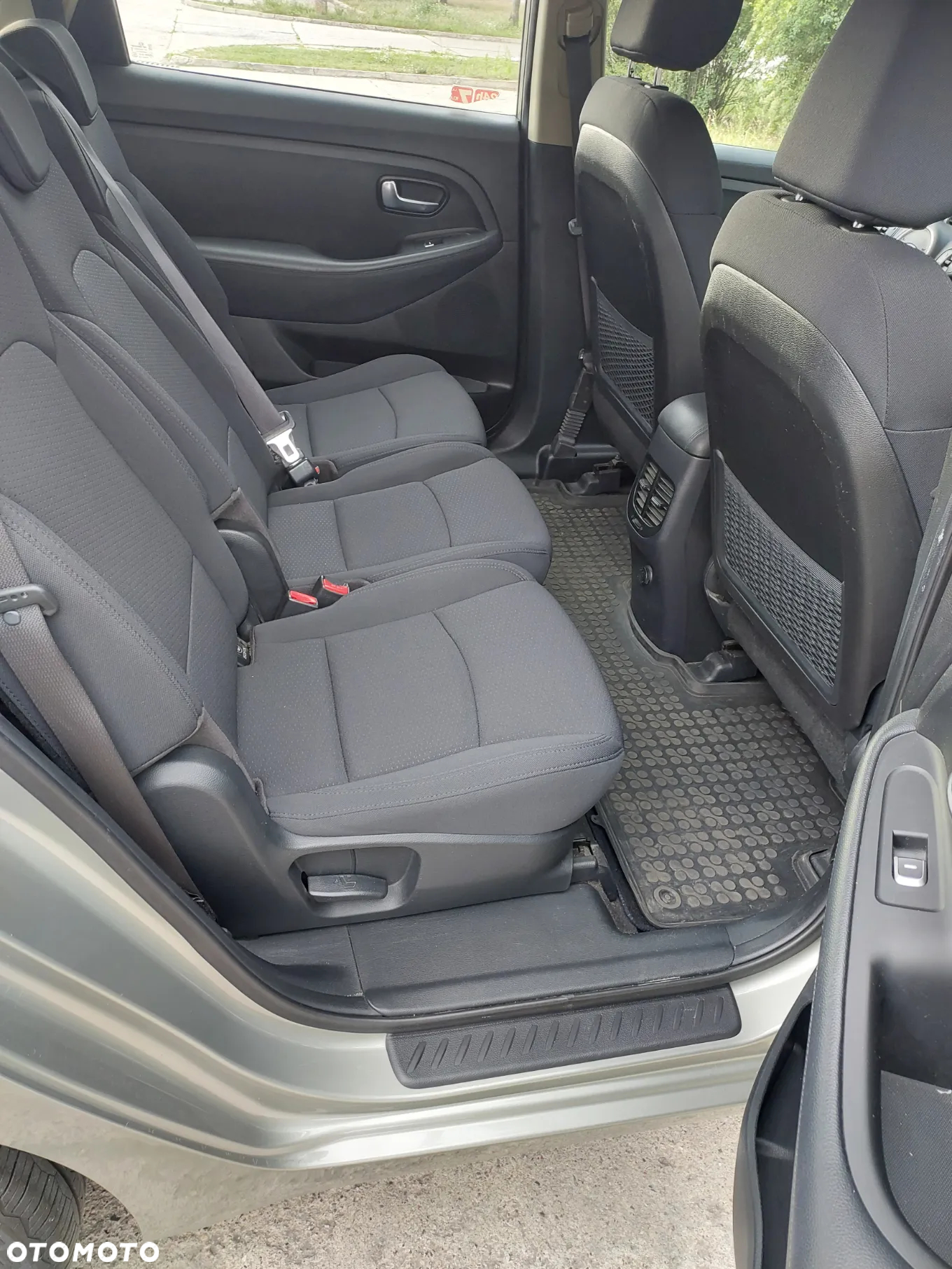 Kia Carens 1.6 GDI Business Line EU6 - 14