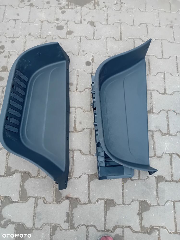 Movano Master III 19- lift stopień plastikowy wewnętrzny prawy