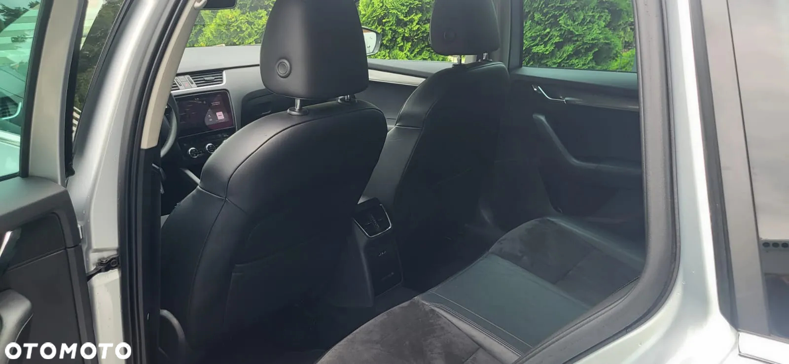 Skoda Octavia 1.8 TSI Edition DSG - 12
