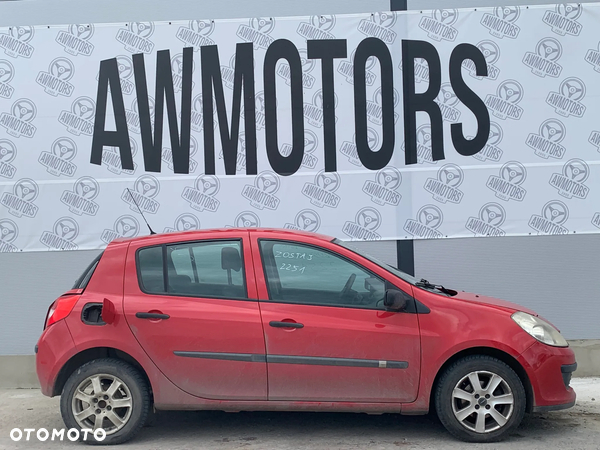 RENAULT CLIO 2006 *SAMOCHÓD NA CZĘŚCI* 2251 MASKA LAMPA DRZWI LUSTERKO ZDERZAK GRILL BŁOTNIK KLAPA BELKA PRAWE LEWE PRZÓD TYŁ