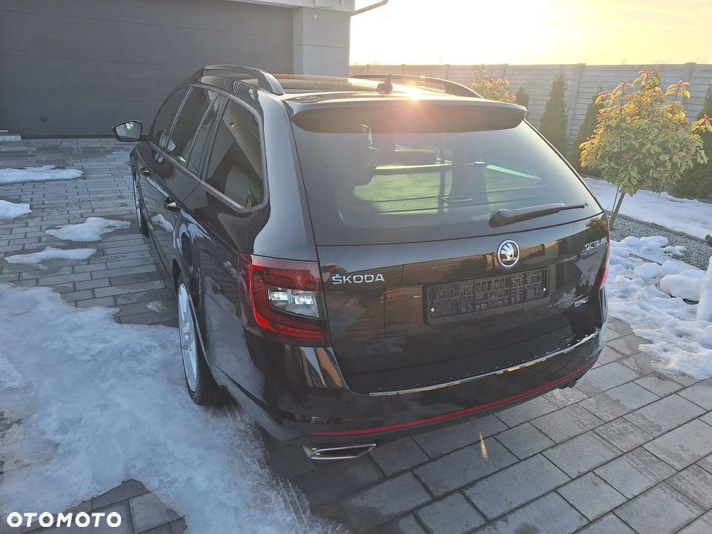 Skoda Octavia 2.0 TDI DSG RS - 7