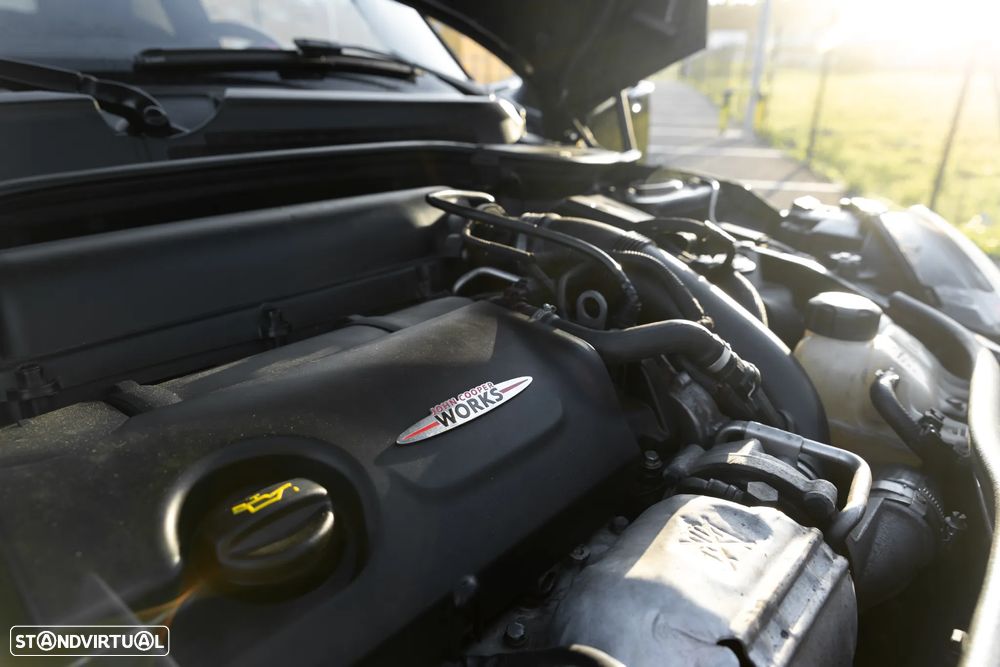 MINI 3 Portas John Cooper Works - 46