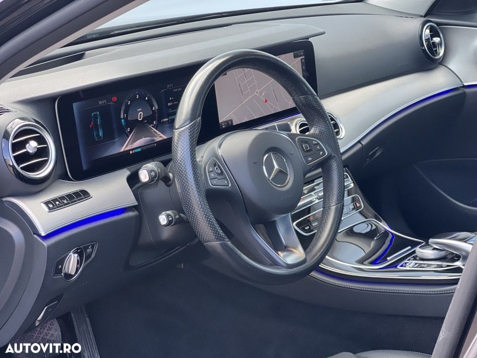 Mercedes-Benz E - 4
