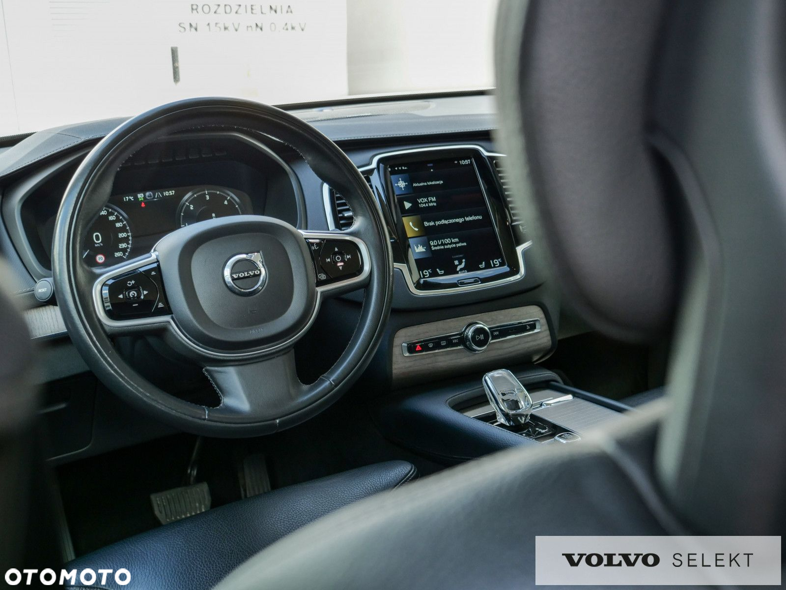 Volvo XC 90 - 16