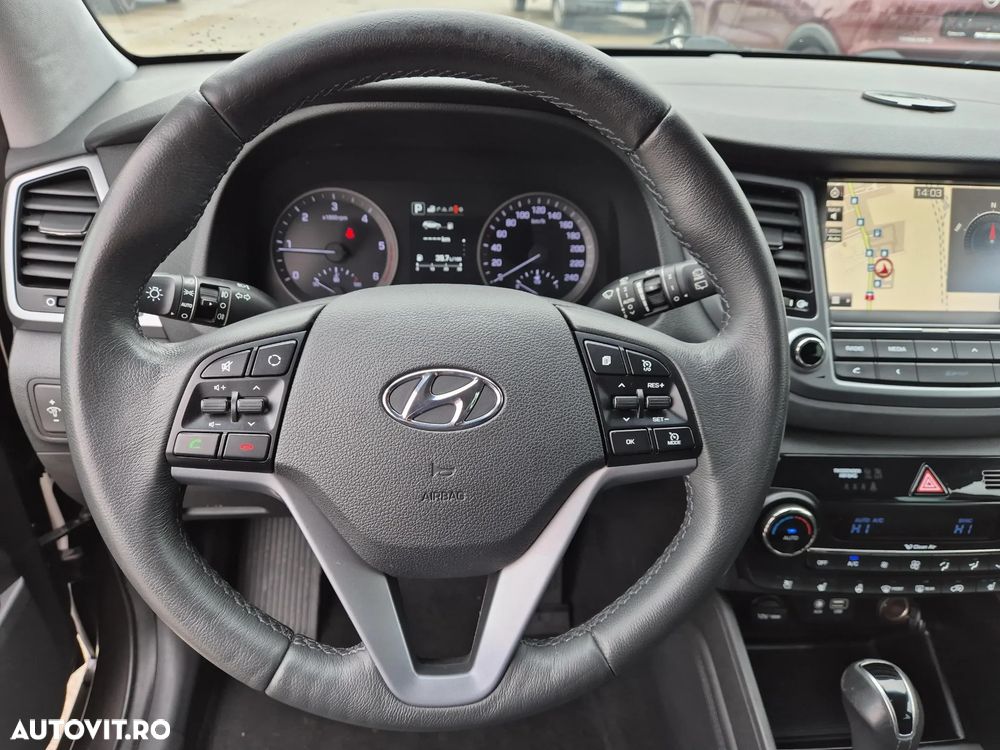 Hyundai Tucson 2.0 CRDI 4WD 6AT Style - 13