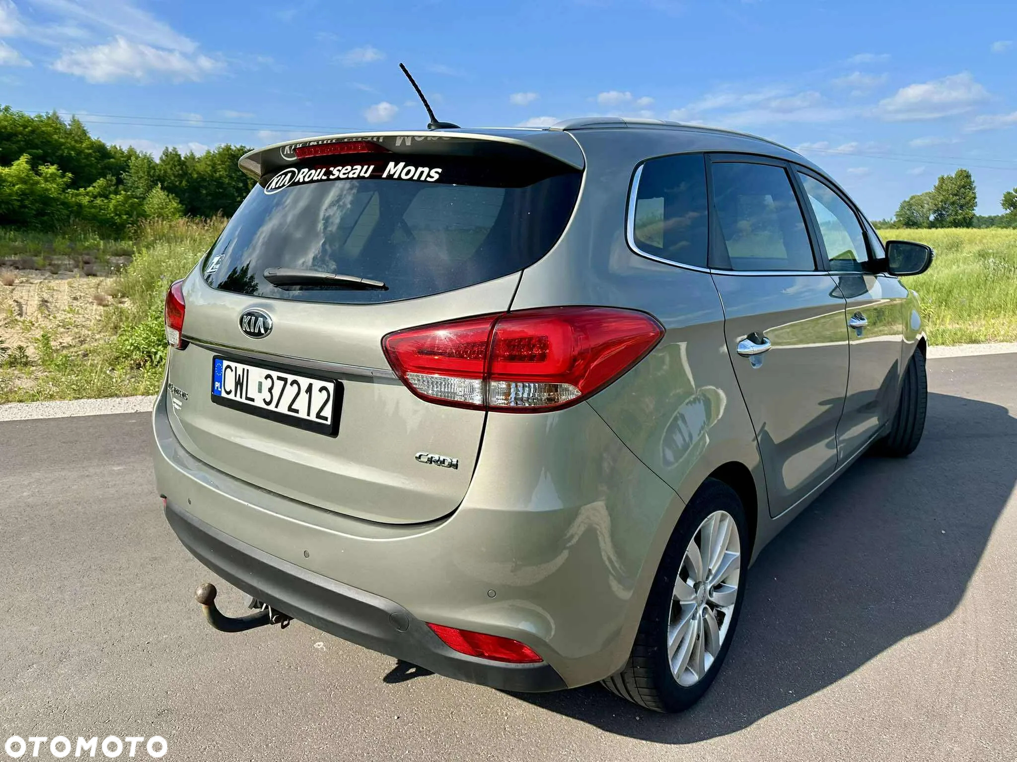 Kia Carens - 3