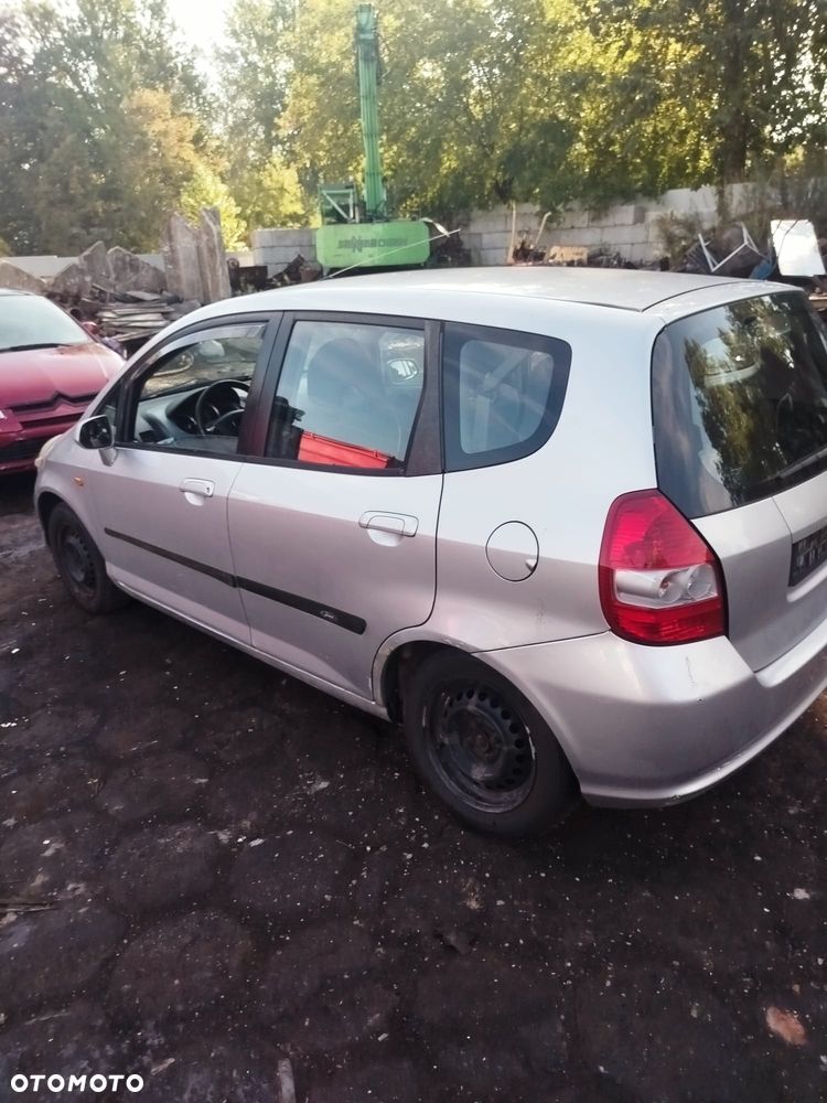 Honda Jazz na części. - 9