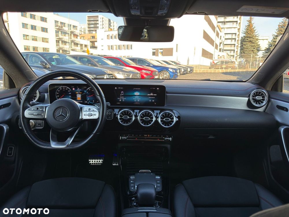 Mercedes-Benz CLA AMG 35 4-Matic 7G-DCT - 16