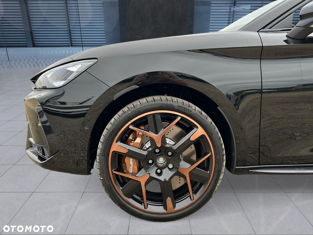 Cupra Leon Sportstourer 2.0 TSI 4Drive VZ DSG - 35