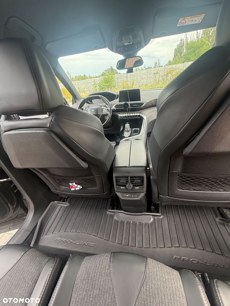 Peugeot 5008 1.6 THP Active S&S EAT6 - 19