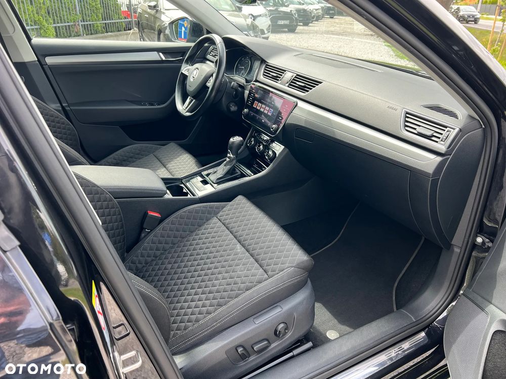 Skoda Superb 2.0 TDI DSG Style - 36