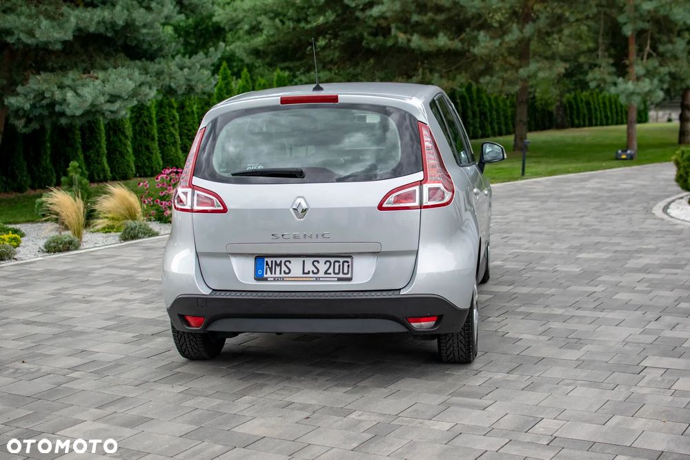 Renault Scenic - 24