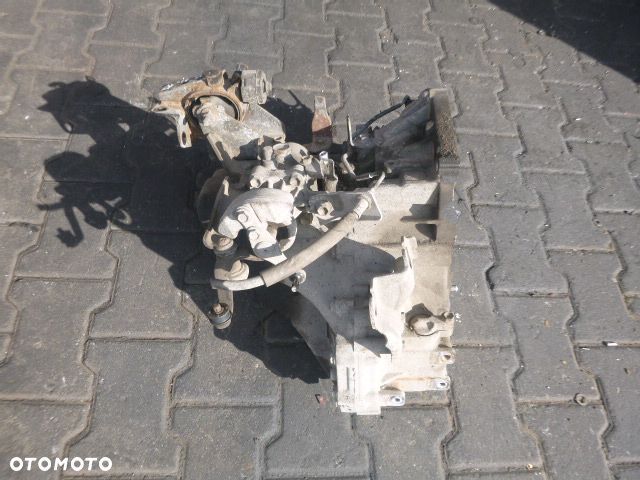 MANUALNA SKRZYNIA BIEGÓW TOYOTA COROLLA E12 1.4 16V - 5
