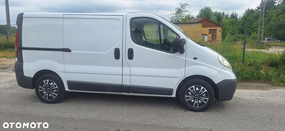 Opel Vivaro - 4