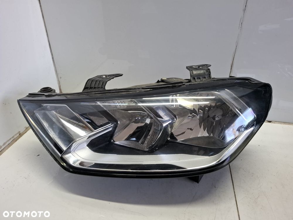 LEWA LAMPA PRZEDNIA PRZÓD ZWYKŁA AUDI A1 II 82A 82a941003 IDEALNA - 3