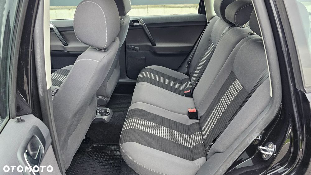 Volkswagen Polo 1.4 16V Trendline - 11